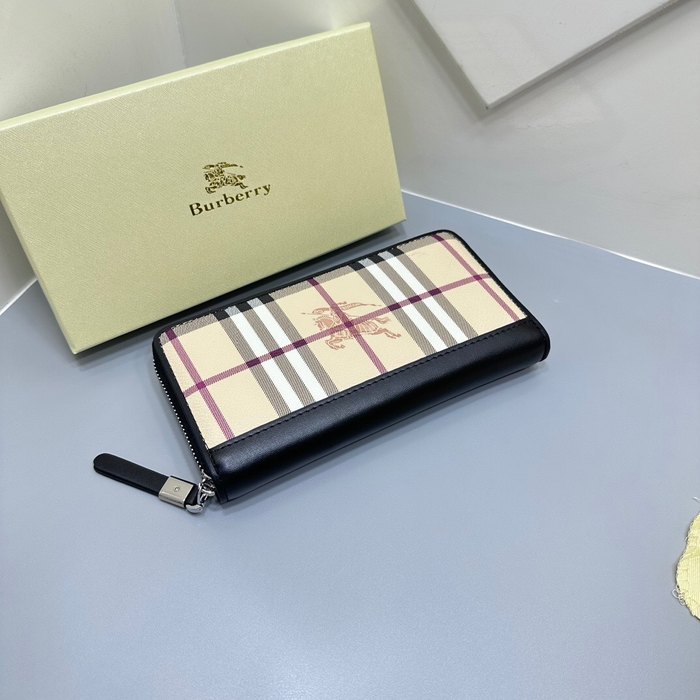 Clutch bag Burberry zip around wallet Beige Size 19x10cm