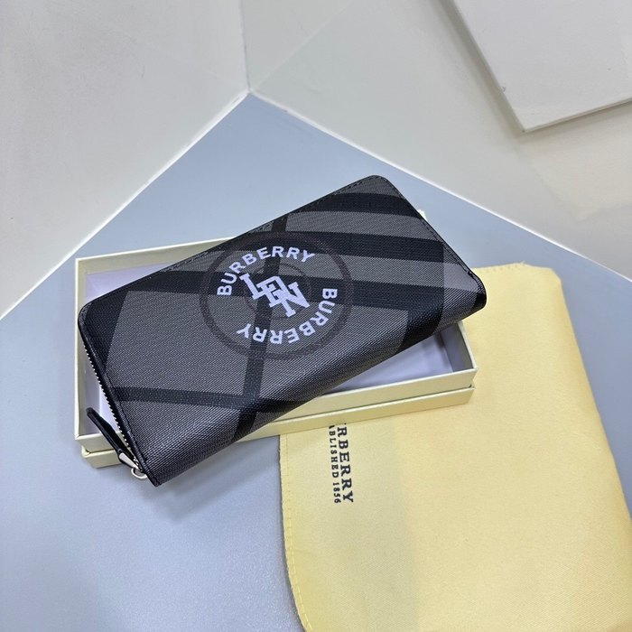 Clutch bag Burberry zip around wallet Black Size 19x10cm