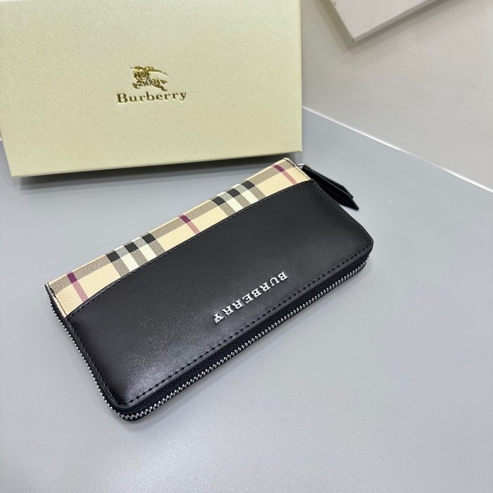Clutch bag Burberry zip around Black Size 19x10cm