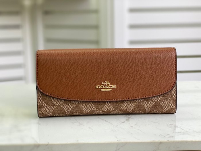 Clutch bag Coach envelope style long wallet Brown Size 20x10x4cm