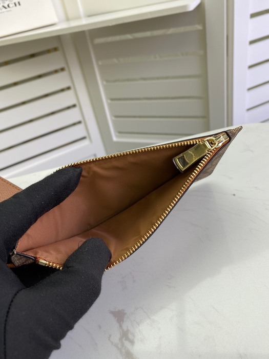Clutch bag Coach long envelope wallet with coin pouch Brown Size 20x10x4cm