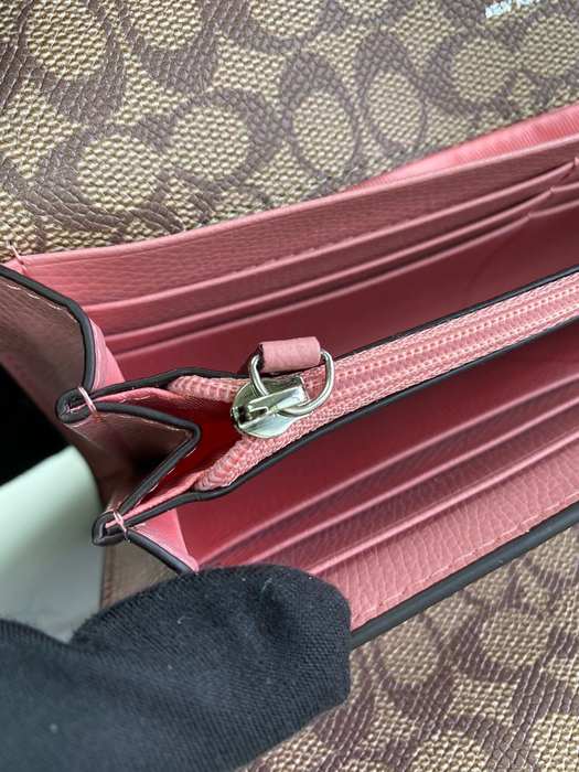 Clutch bag Coach multi card envelope style with coin pouch Beige Size 20x10x4cm