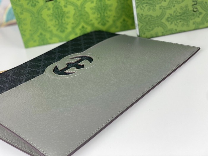 Clutch bag Gucci Grey Size 30.5x21x1.5cm