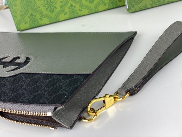 Clutch bag Gucci Grey Size 30.5x21x1.5cm