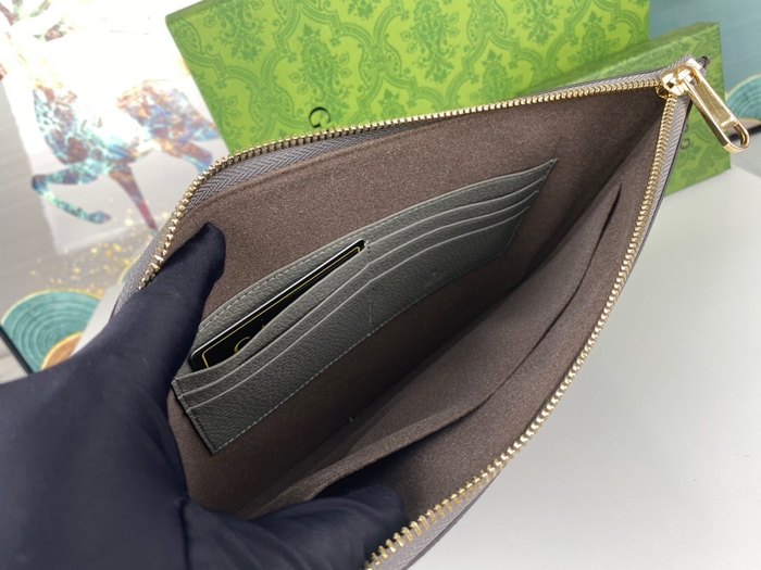 Clutch bag Gucci Grey Size 30.5x21x1.5cm