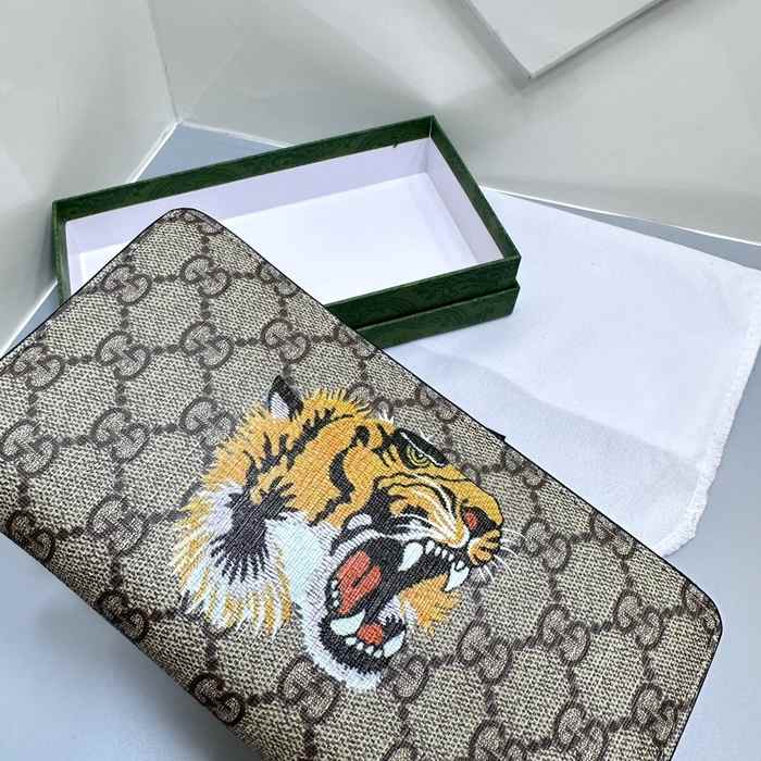 Clutch bag Gucci zip around tiger print Beige Size 19x10cm