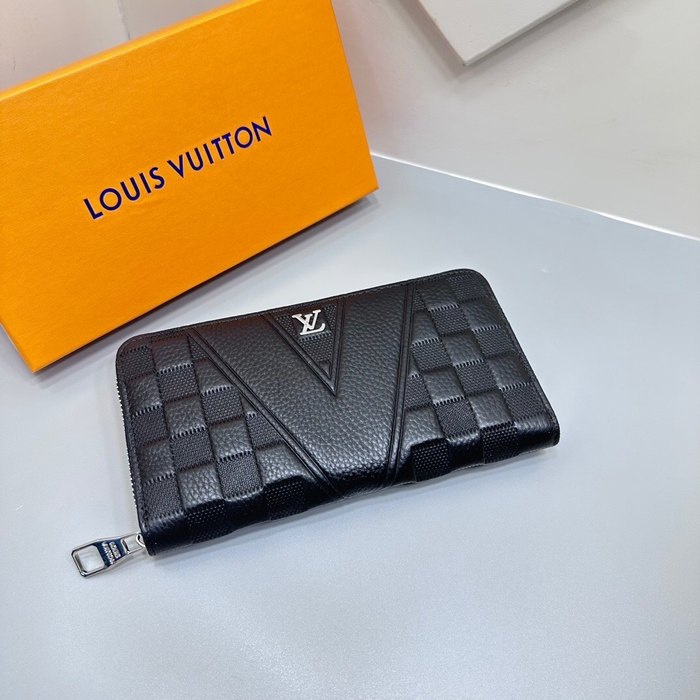 Clutch bag Louis Vuitton Zippy Damier Infini Black Size 19x10cm