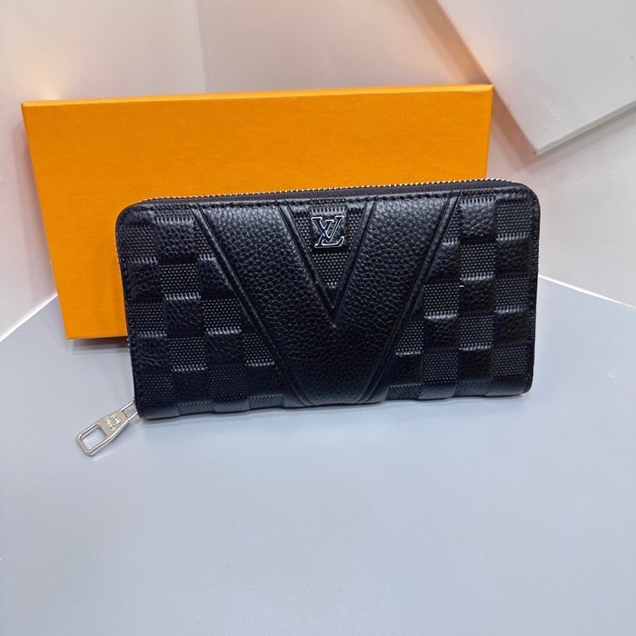 Clutch bag Louis Vuitton Zippy Damier Infini Black Size 19x10cm