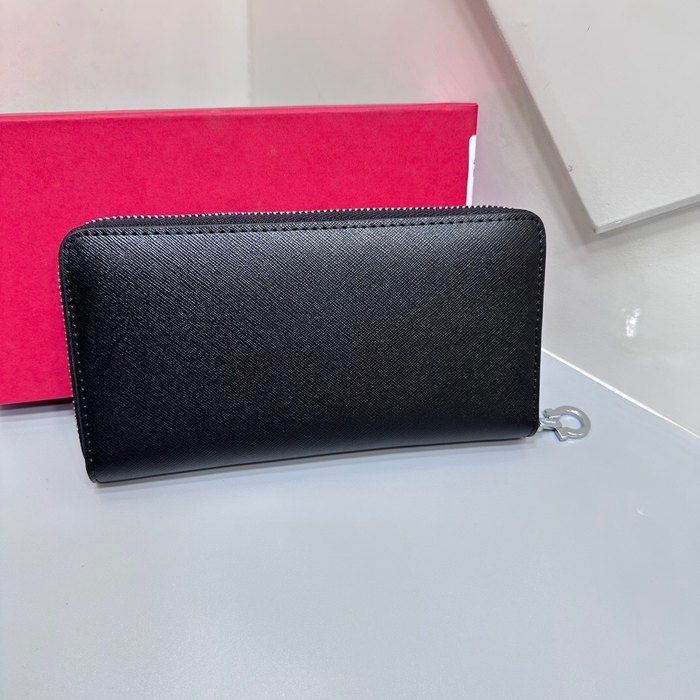 Clutch bag zip around Black Size 19x10cm