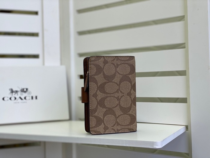 Men's wallet Coach medium zip around wallet Brown Size 13.5x9x3cm