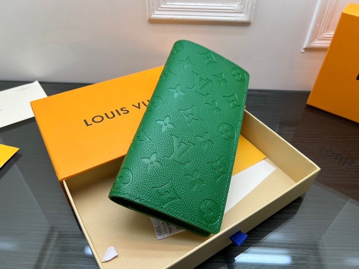 Men's wallet Louis Vuitton long bifold Beige Size 10x19x2