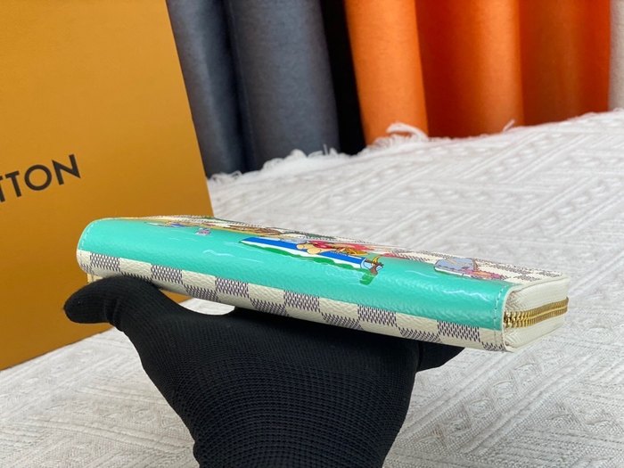 Men's wallet Louis Vuitton long zip around Blue Size 19.5x10.5x2.5cm