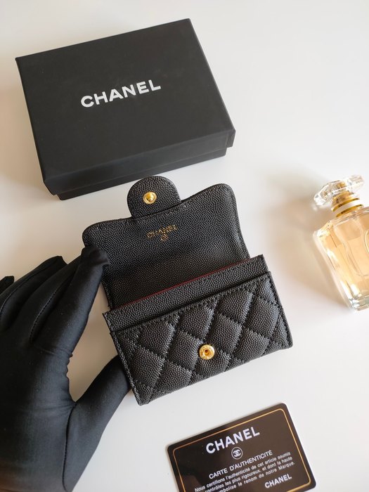 Wallet CHANEL Black Size 7.5x11.3x2.1cm