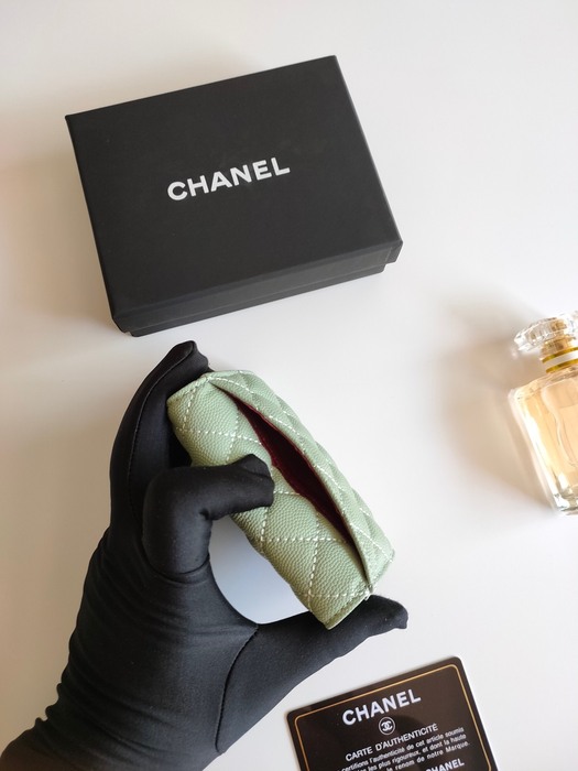 Wallet CHANEL classic flap Green Size 7.5x11.3x2.1cm