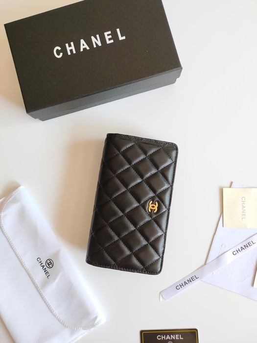 Wallet CHANEL quilted lambskin long wallet Black