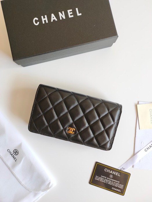 Wallet CHANEL quilted lambskin long wallet Black
