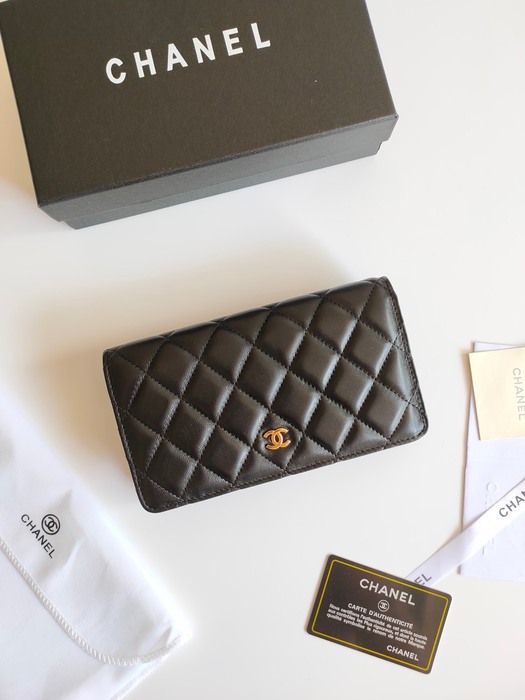 Wallet CHANEL quilted lambskin long wallet Black