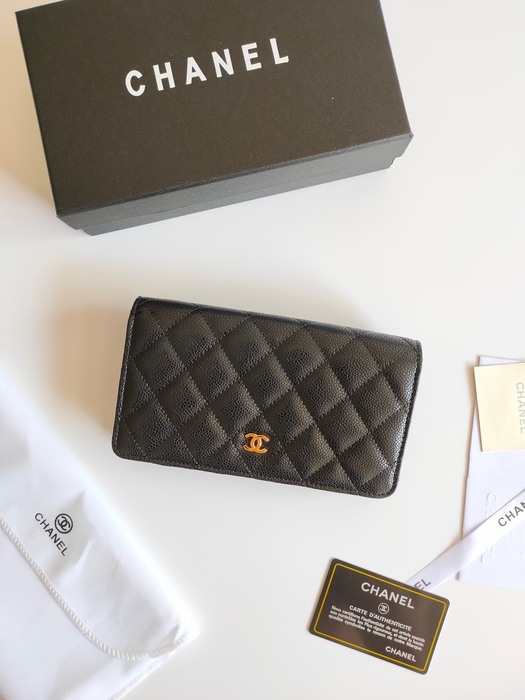 Wallet Chanel quilted lambskin long wallet Black 001