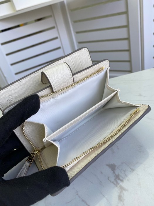 Wallet Coach medium long wallet Beige Size 13.5x9x3cm