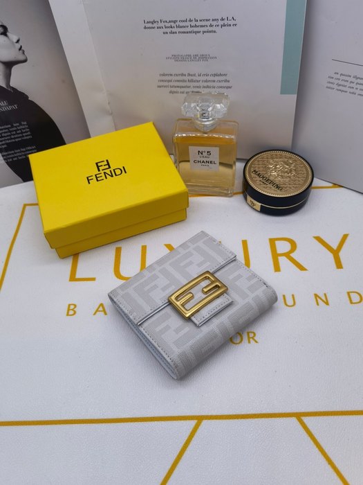 Wallet Fendi FF logo buckle compact wallet Black