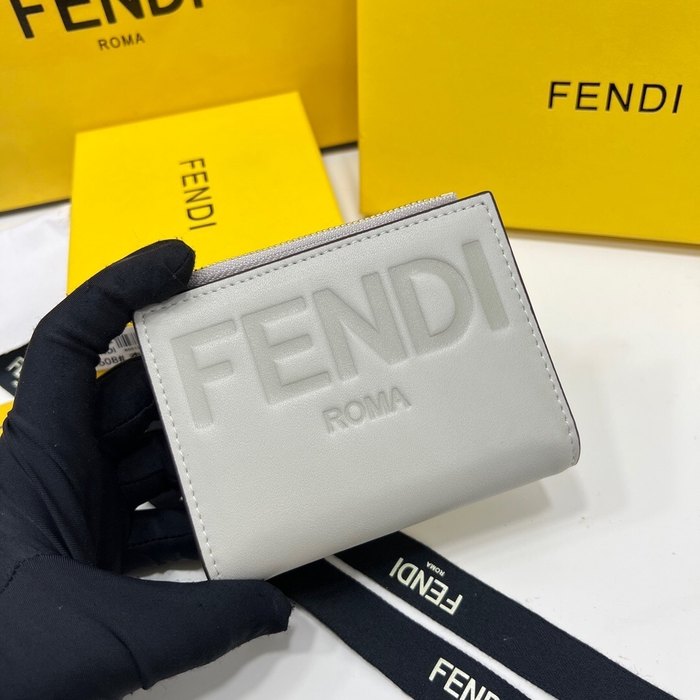 Wallet Fendi Grey Size 11.5x2x9.5cm