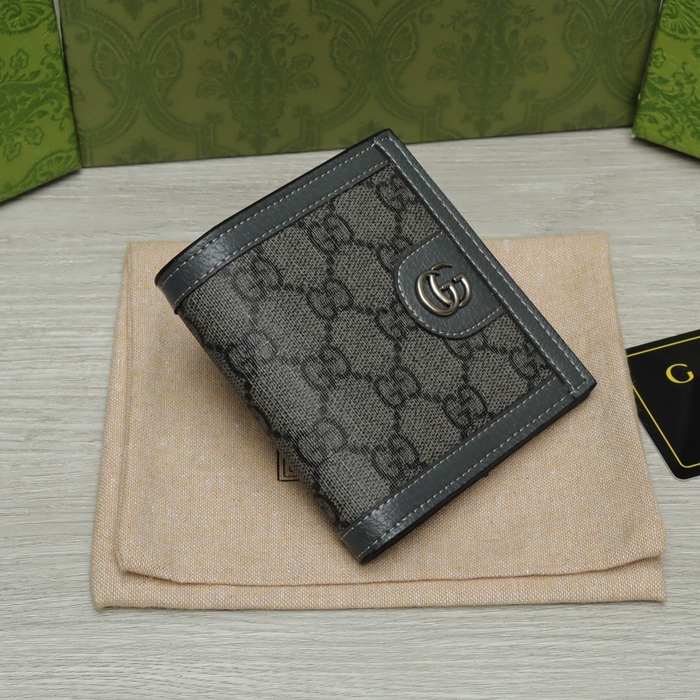 Wallet Gucci bi fold short wallet Grey Size 10x10cm