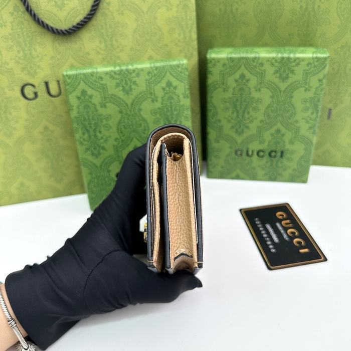 Wallet Gucci leopard buckle compact Beige Size 11x9x3cm