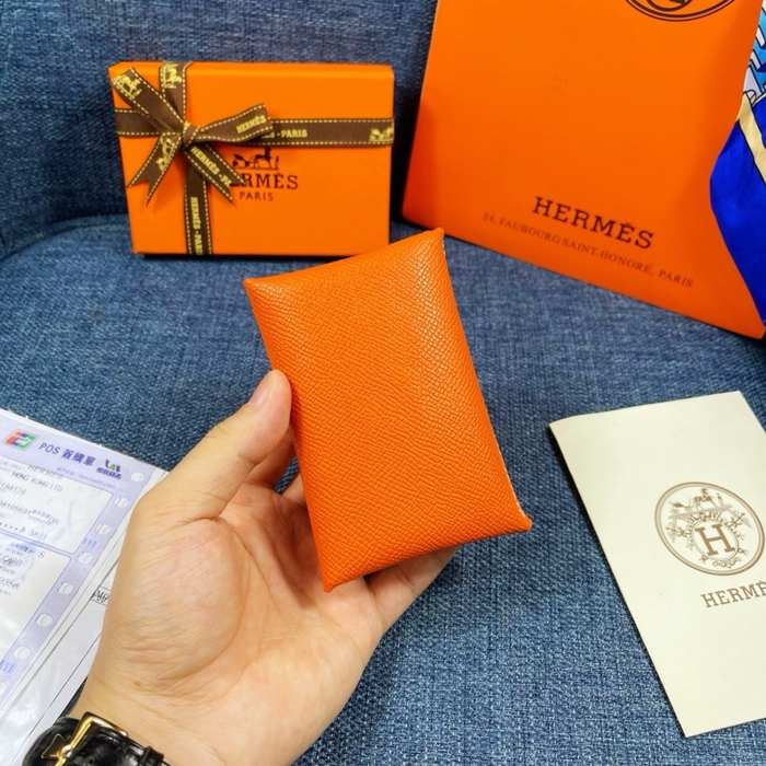 Wallet Hermes Beige Size 10x6cm