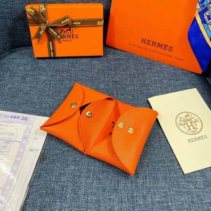 Wallet Hermes Beige Size 10x6cm