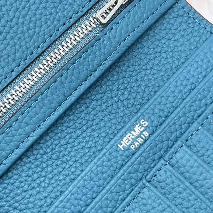 Wallet Hermes bifold leather wallet Blue Size 12x10cm