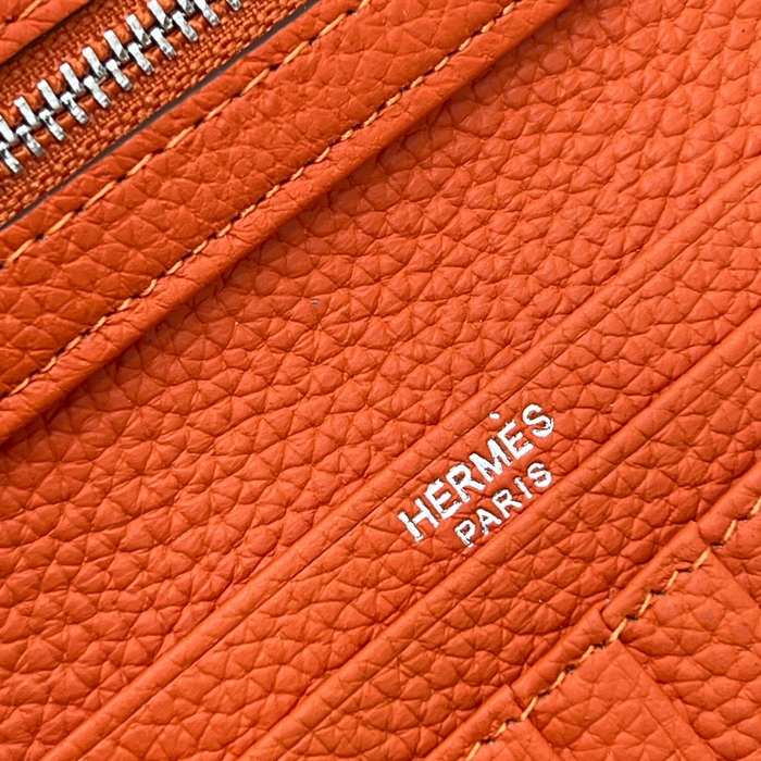 Wallet Hermes bifold wallet White Size 12x10cm