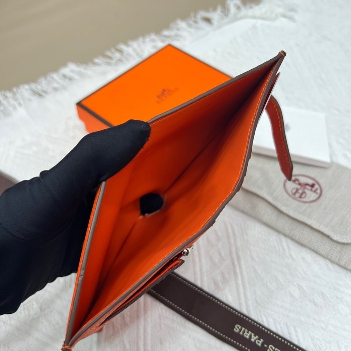 Wallet Hermes bifold wallet White Size 12x10cm