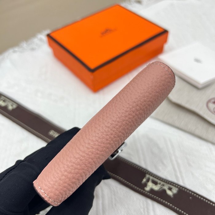 Wallet Hermes compact leather wallet Beige Size 10x8cm