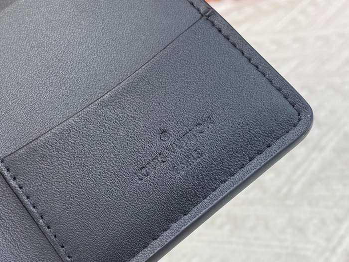 Wallet Louis Vuitton Black Size 7.5x11x1cm