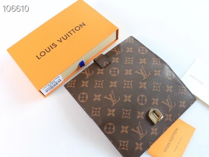 Wallet Louis Vuitton Brown Size 19x10