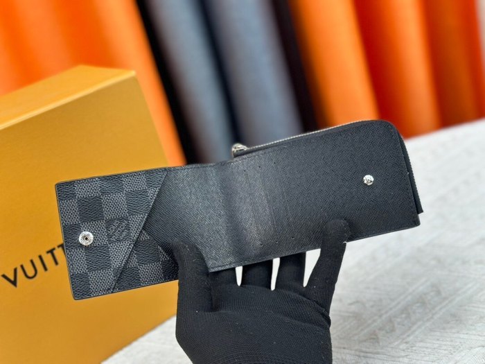 Wallet Louis Vuitton Zippy Coin Purse Black Size 13x18x1cm