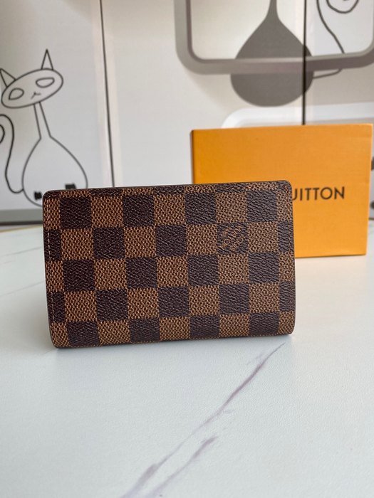 Wallet Louis Vuitton compact wallet Brown Size 13x9cm