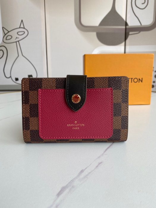 Wallet Louis Vuitton compact wallet Brown Size 13x9cm