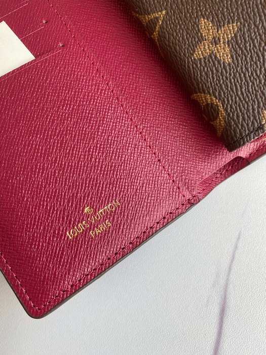 Wallet Louis Vuitton compact wallet Burgundy Size 13x9cm