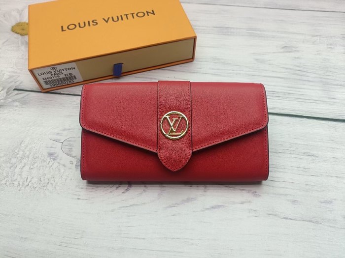 Wallet Louis Vuitton flap wallet Red