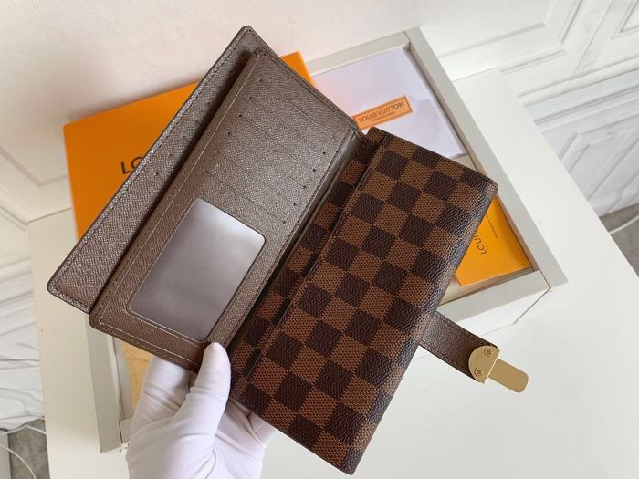 Wallet Louis Vuitton long checkered pattern Brown Size 19x10