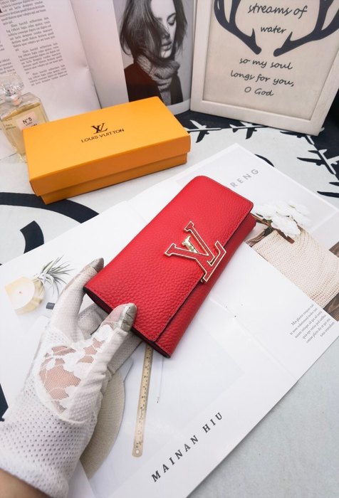 Wallet Louis Vuitton long wallet Red