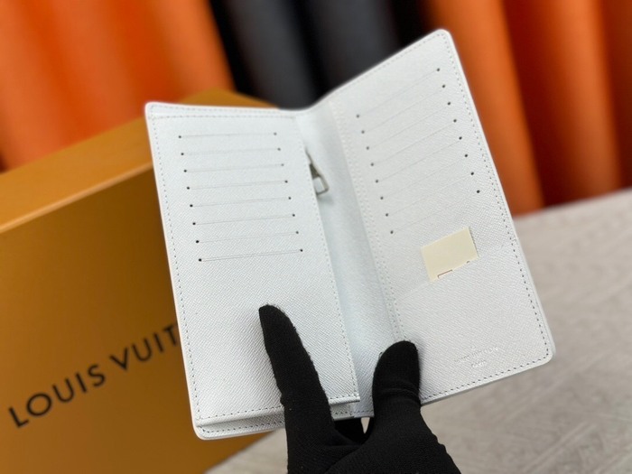 Wallet Louis Vuitton long wallet White