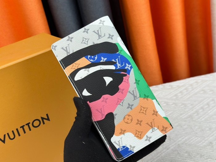 Wallet Louis Vuitton long wallet White