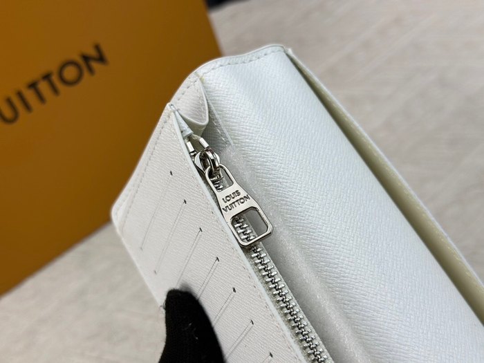 Wallet Louis Vuitton long wallet White