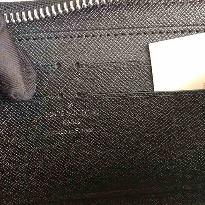 Wallet Louis Vuitton long zip around wallet Black Size 19x10cm