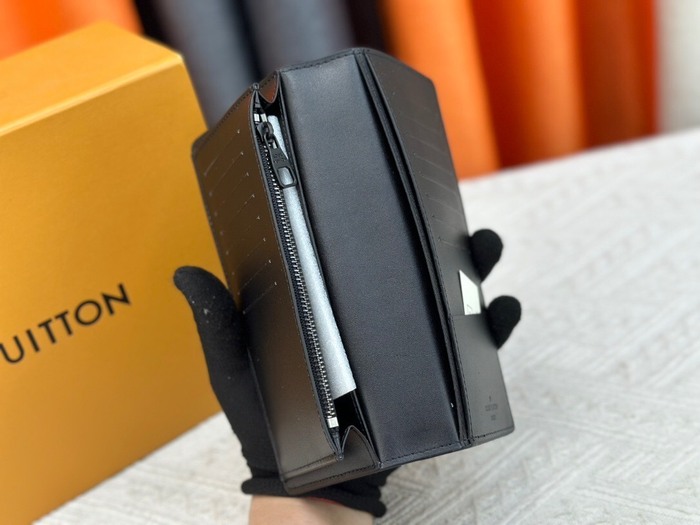 Wallet Louis Vuitton long zip wallet Black