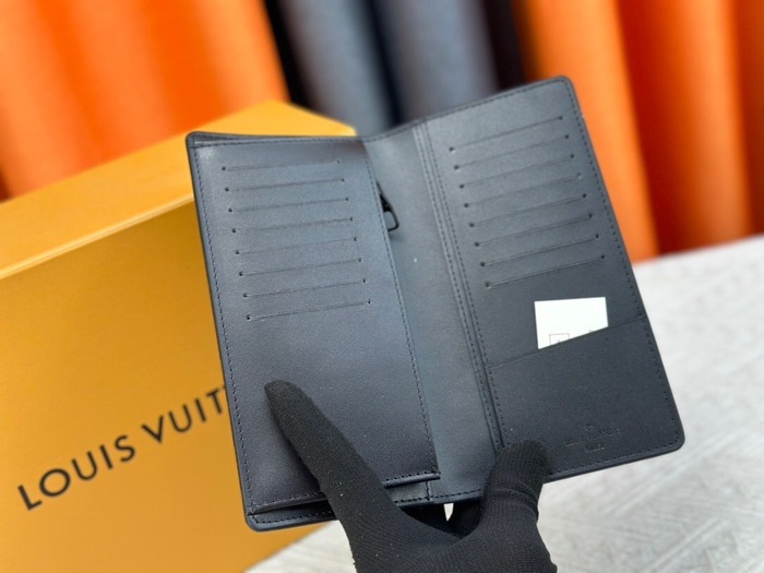 Wallet Louis Vuitton long zip wallet Brown