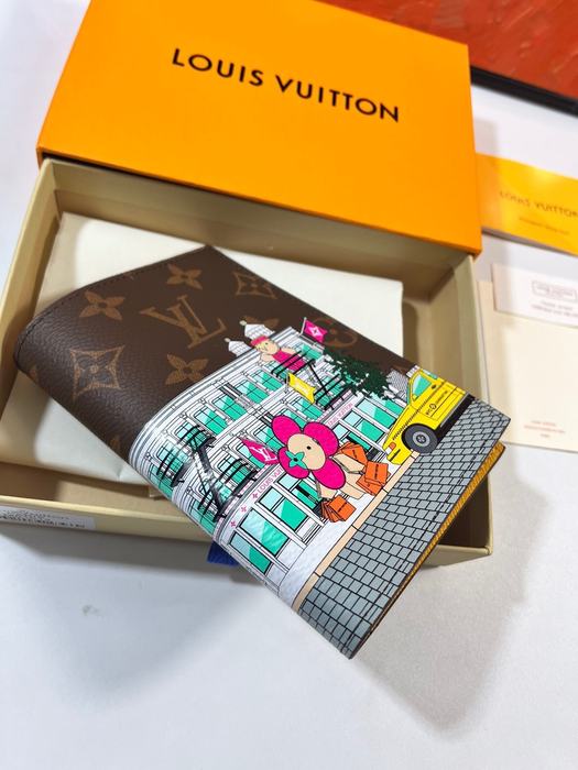 Wallet Louis Vuitton monogram canvas with graphic print Brown Size 10x14x2.5cm