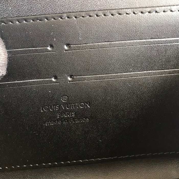 Wallet Louis Vuitton zip around wallet Black Size 19x20cm